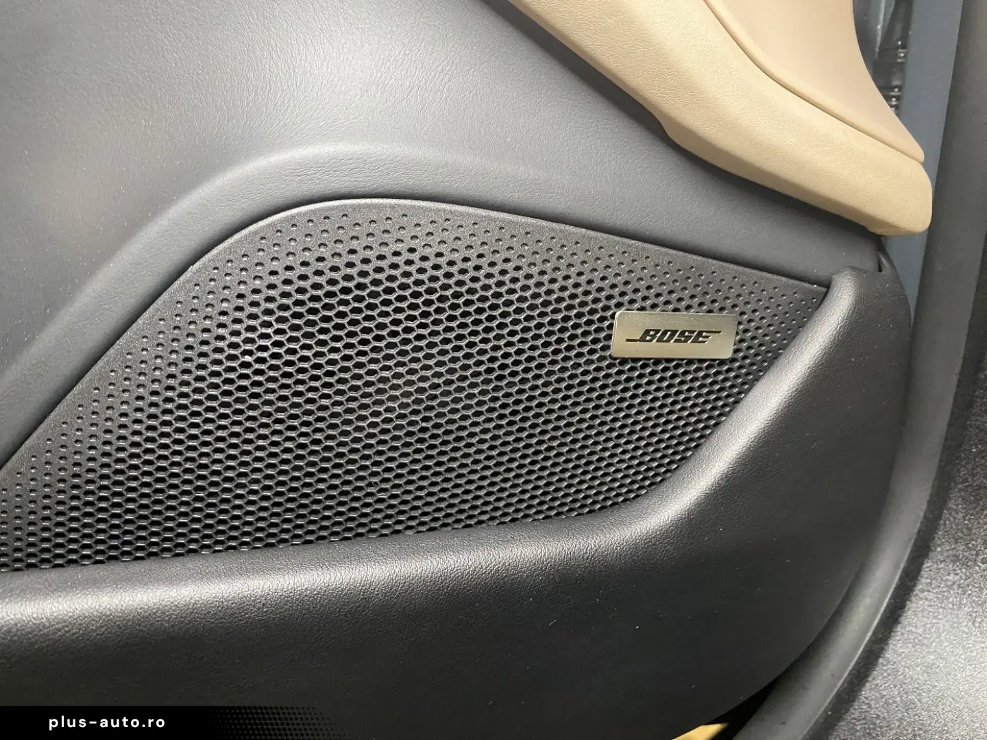 PORSCHE Taycan GTS   PDCC Sport   BOSE   Surround View