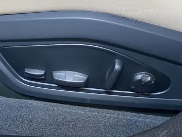 PORSCHE Taycan GTS   PDCC Sport   BOSE   Surround View