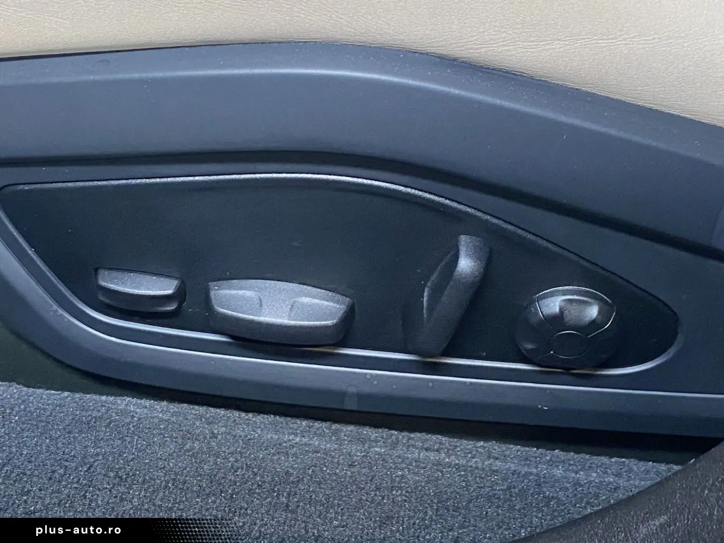 PORSCHE Taycan GTS   PDCC Sport   BOSE   Surround View