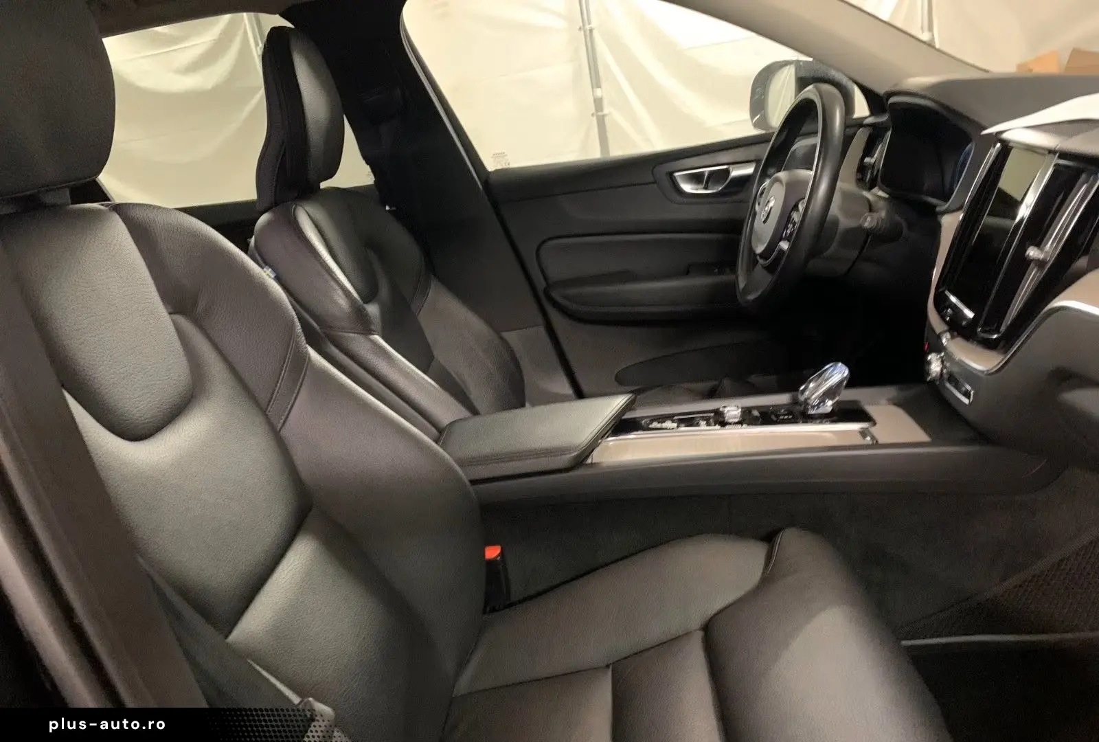 VOLVO XC60 B4 AWD Inscription 20 DAB 4xSiHz StandHz