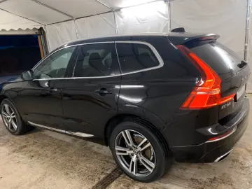 VOLVO XC60 B4 AWD Inscription 20 DAB 4xSiHz StandHz