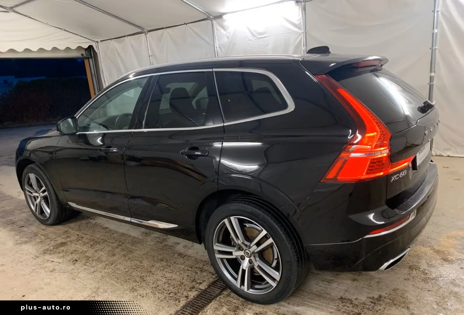 VOLVO XC60 B4 AWD Inscription 20 DAB 4xSiHz StandHz