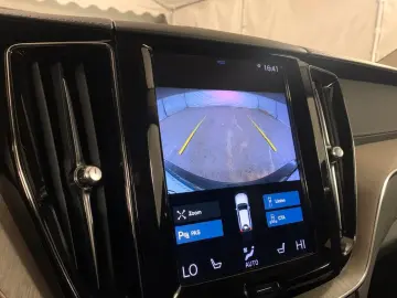 VOLVO XC60 B4 AWD Inscription 20 DAB 4xSiHz StandHz