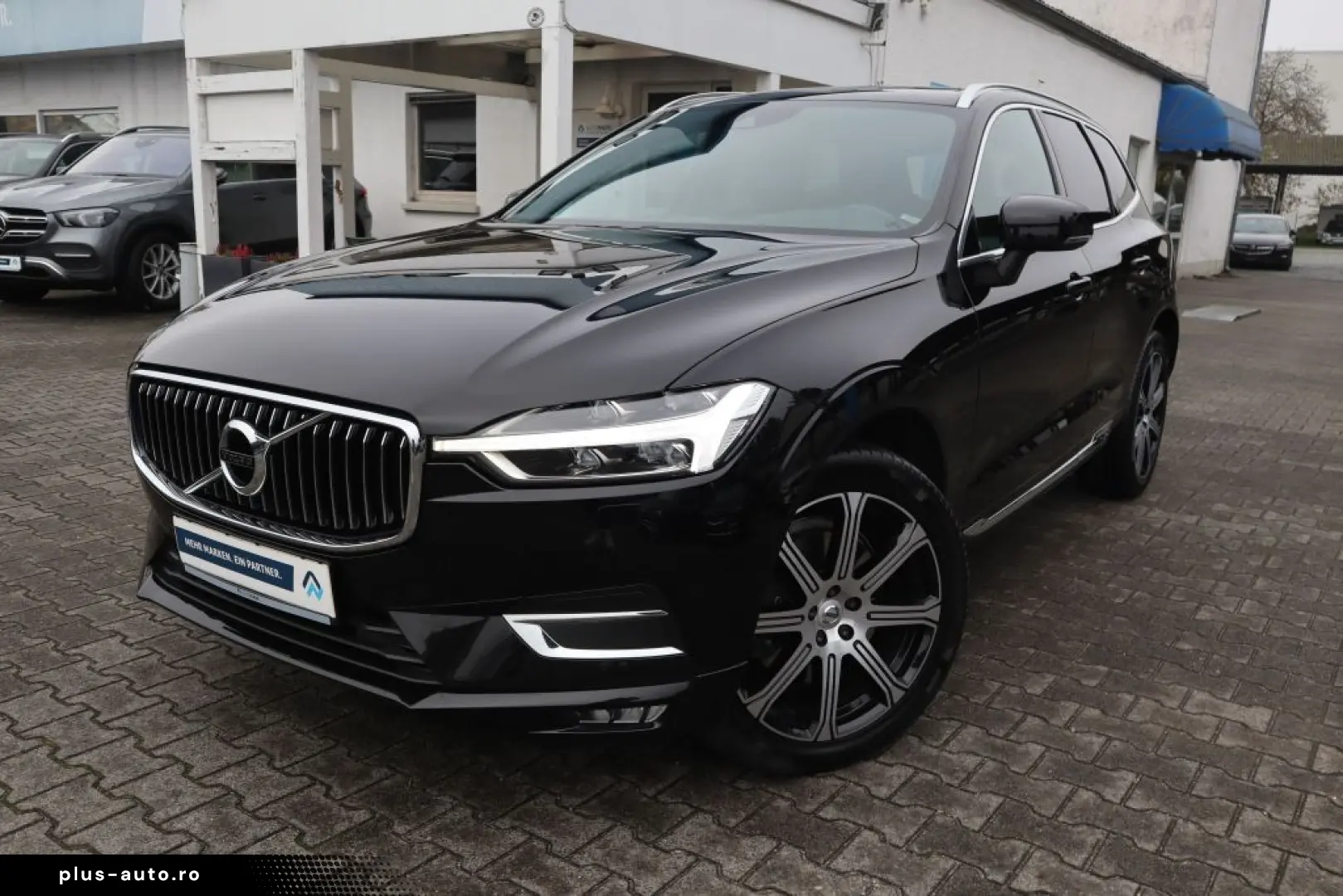 VOLVO XC60 B5 D AWD Geartronic Inscription AHK NAVI