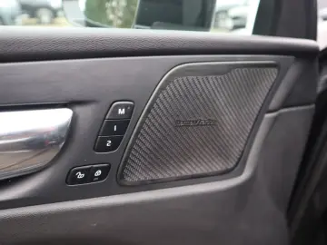 VOLVO XC60 B5 D AWD Geartronic Inscription AHK NAVI