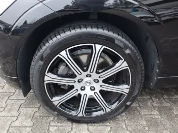 VOLVO XC60 B5 D AWD Geartronic Inscription AHK NAVI