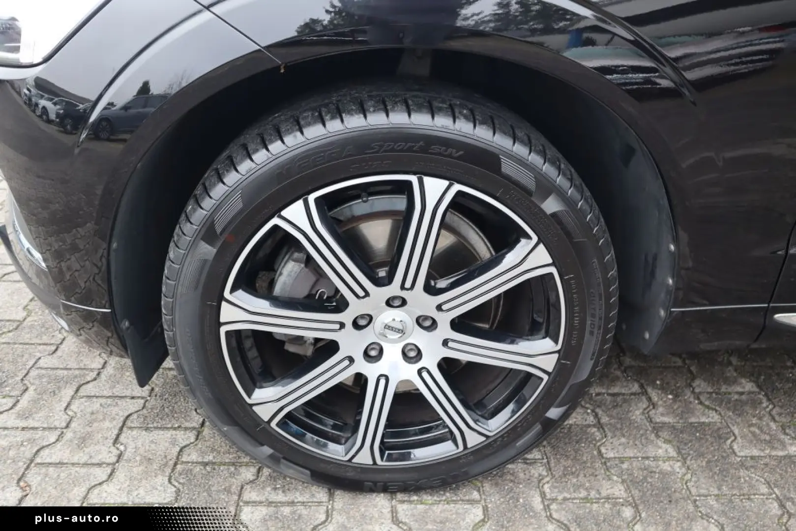 VOLVO XC60 B5 D AWD Geartronic Inscription AHK NAVI