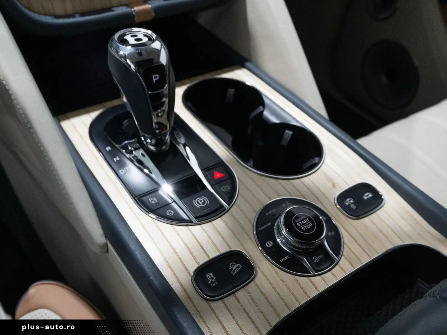 BENTLEY Bentayga EWB Azure Riviera Edition  Unique