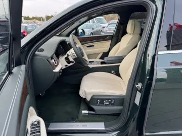 BENTLEY Bentayga V8 AZURE FIRST 1 EDITION FULL OPTION