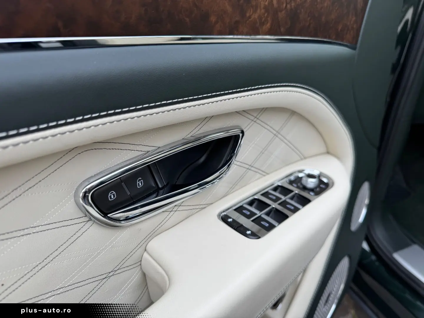 BENTLEY Bentayga V8 AZURE FIRST 1 EDITION FULL OPTION