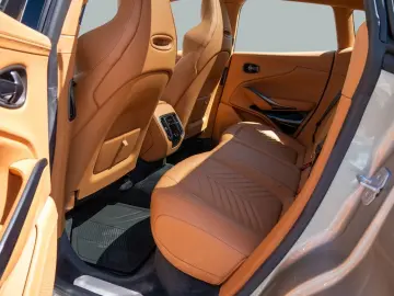 ASTON MARTIN DBX 707 Silver Birch Oxford Tan