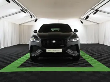 JAGUAR F-Pace D200 AWD R-Dynamic SE NAVI PANO ACC 20
