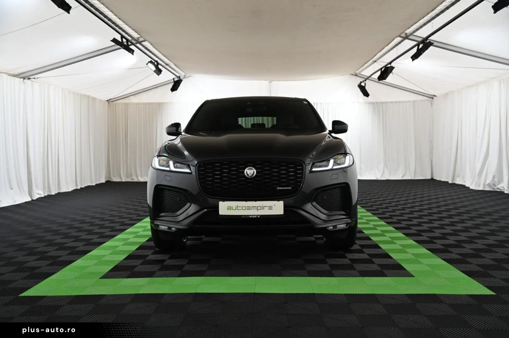 JAGUAR F-Pace D200 AWD R-Dynamic SE NAVI PANO ACC 20