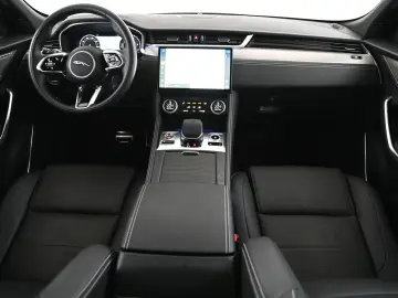 JAGUAR F-Pace D200 AWD R-Dynamic SE NAVI PANO ACC 20