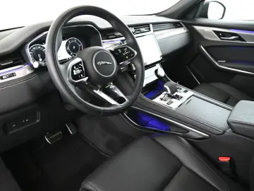 JAGUAR F-Pace D200 AWD R-Dynamic SE NAVI PANO ACC 20