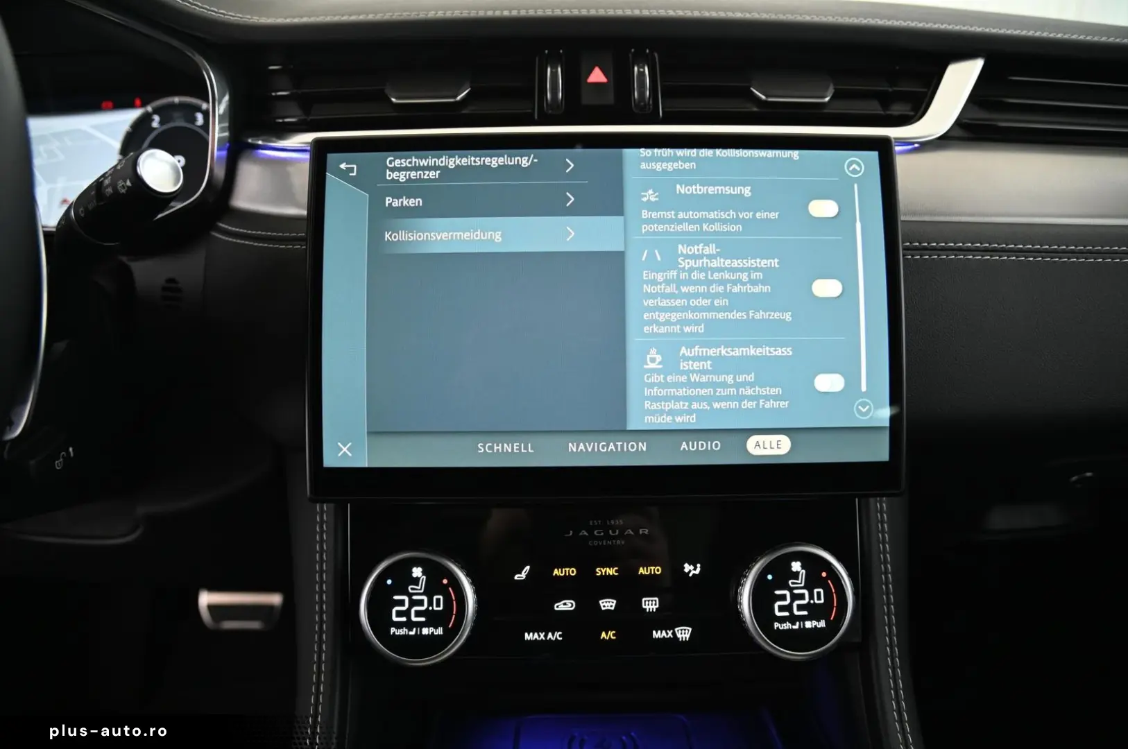 JAGUAR F-Pace D200 AWD R-Dynamic SE NAVI PANO ACC 20