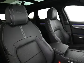 JAGUAR F-Pace D200 AWD R-Dynamic SE NAVI PANO ACC 20