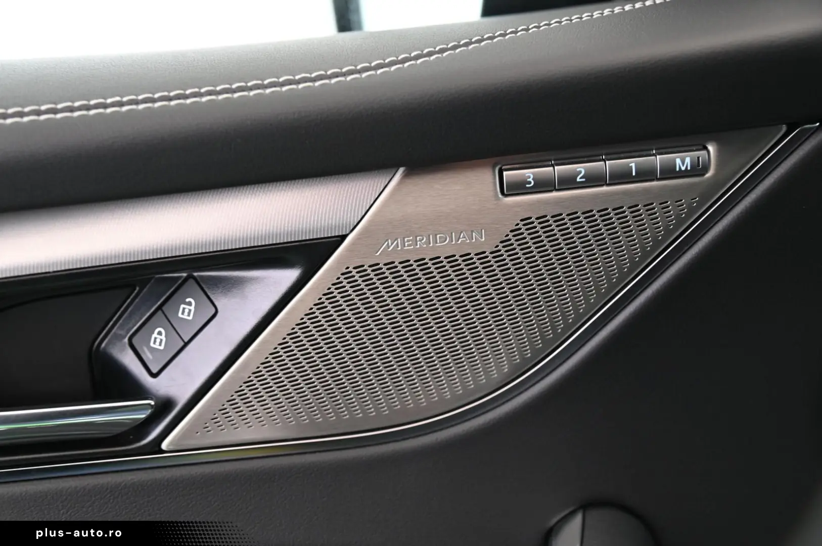 JAGUAR F-Pace D200 AWD R-Dynamic SE NAVI PANO ACC 20