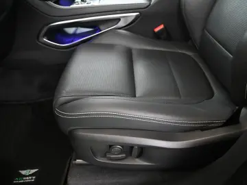 JAGUAR F-Pace D200 AWD R-Dynamic SE NAVI PANO ACC 20