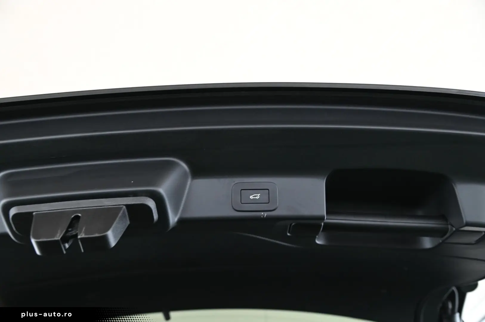 JAGUAR F-Pace D200 AWD R-Dynamic SE NAVI PANO ACC 20