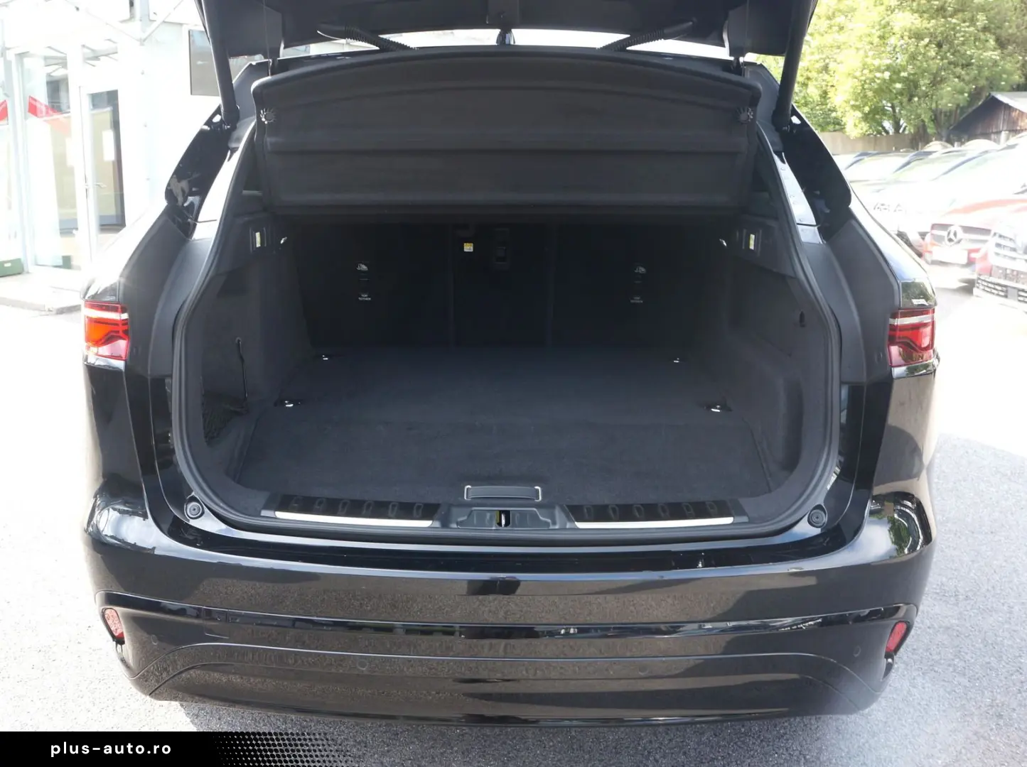 JAGUAR F-PACE P400e R-DynamicS AWD Plug-In Hybrid 21Zol