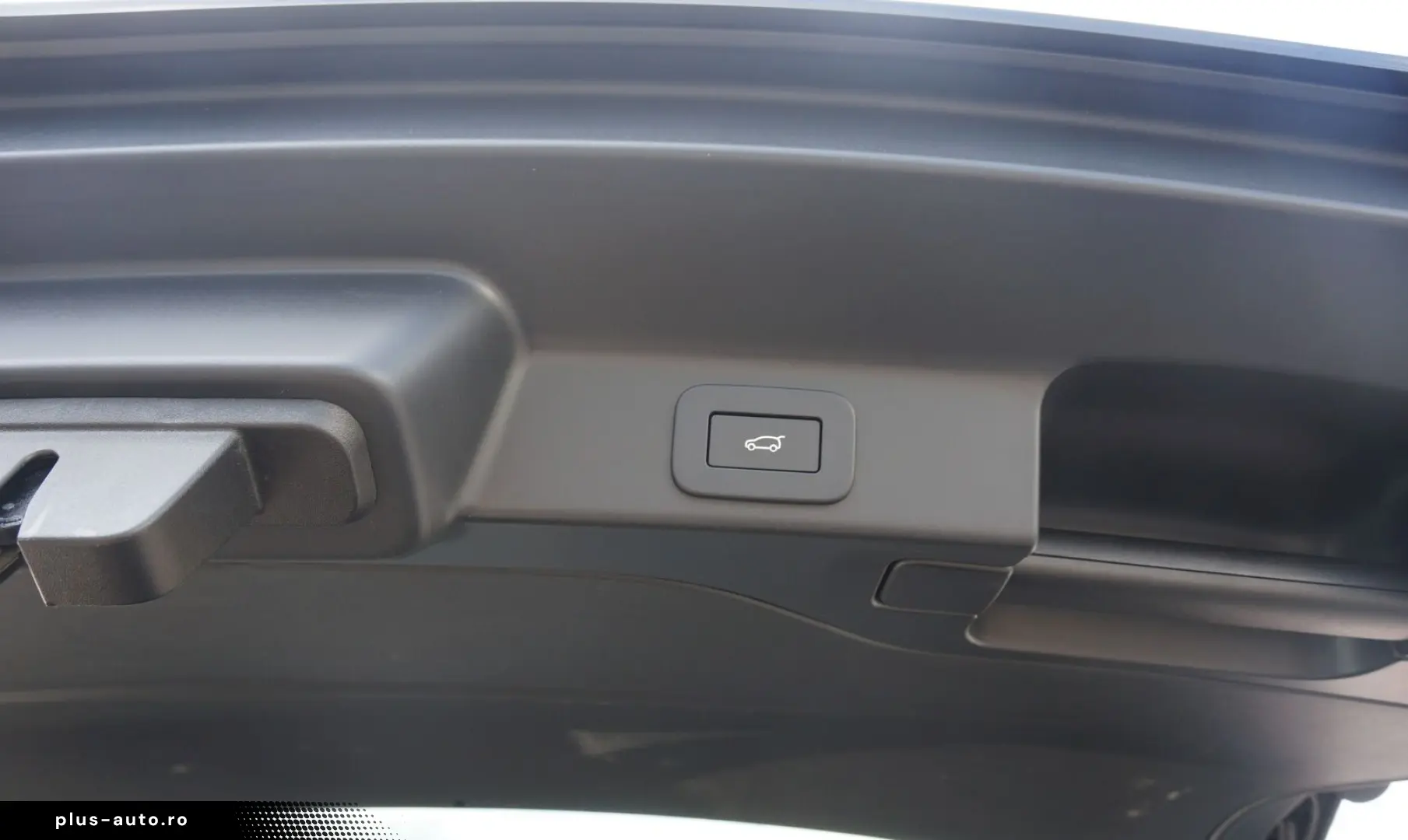 JAGUAR F-PACE P400e R-DynamicS AWD Plug-In Hybrid 21Zol