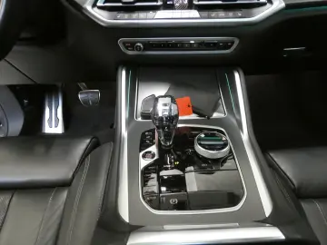 BMW X6 xDrive 30 d M Sportpaket Panorama Standheiz.