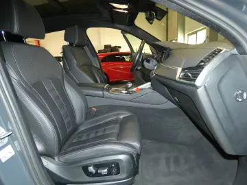 BMW X6 xDrive 30 d M Sportpaket Panorama Standheiz.