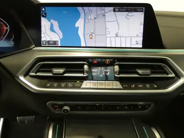 BMW X6 xDrive 30 d M Sportpaket Panorama Standheiz.