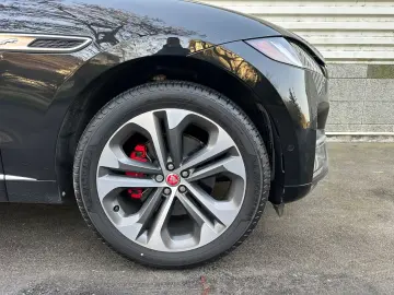 JAGUAR F-Pace P250 SE AWD