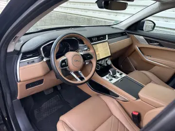 JAGUAR F-Pace P250 SE AWD