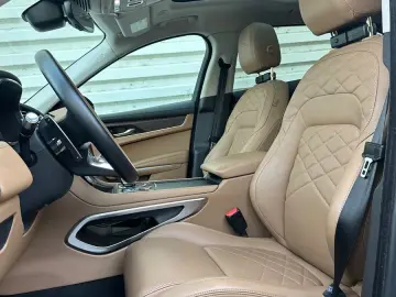 JAGUAR F-Pace P250 SE AWD