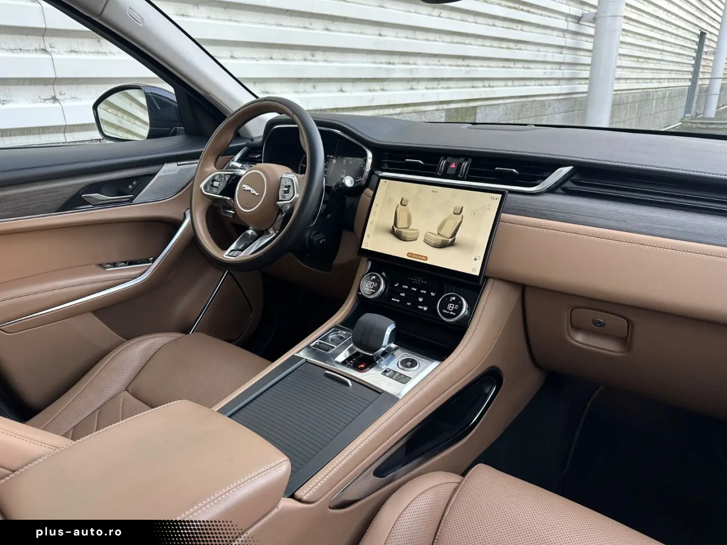 JAGUAR F-Pace P250 SE AWD