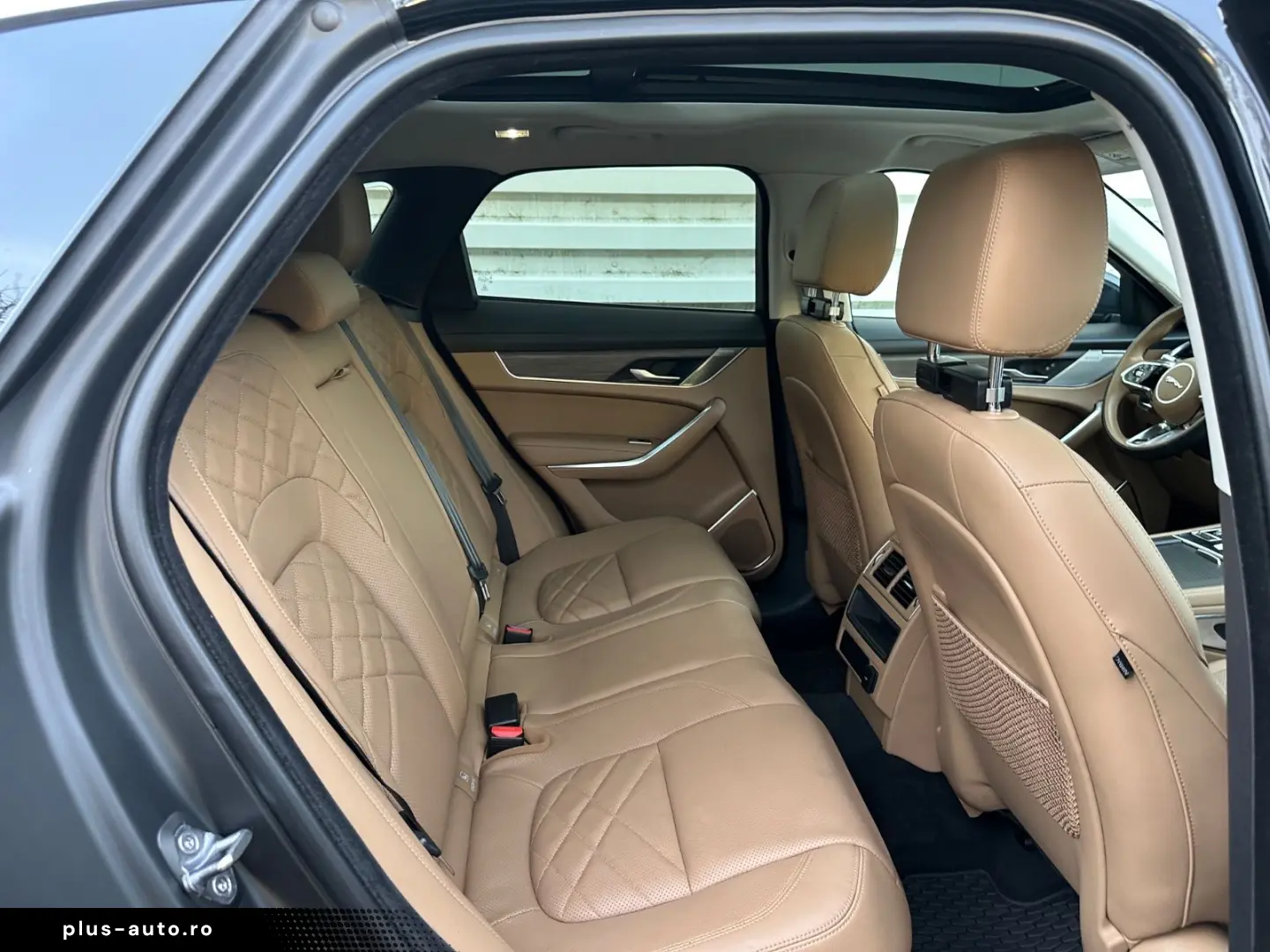 JAGUAR F-Pace P250 SE AWD