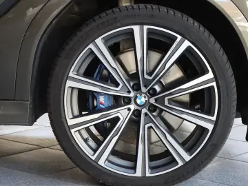 BMW X6 xDrive40d M Sport AHK Panno Head-UP - 22  LM