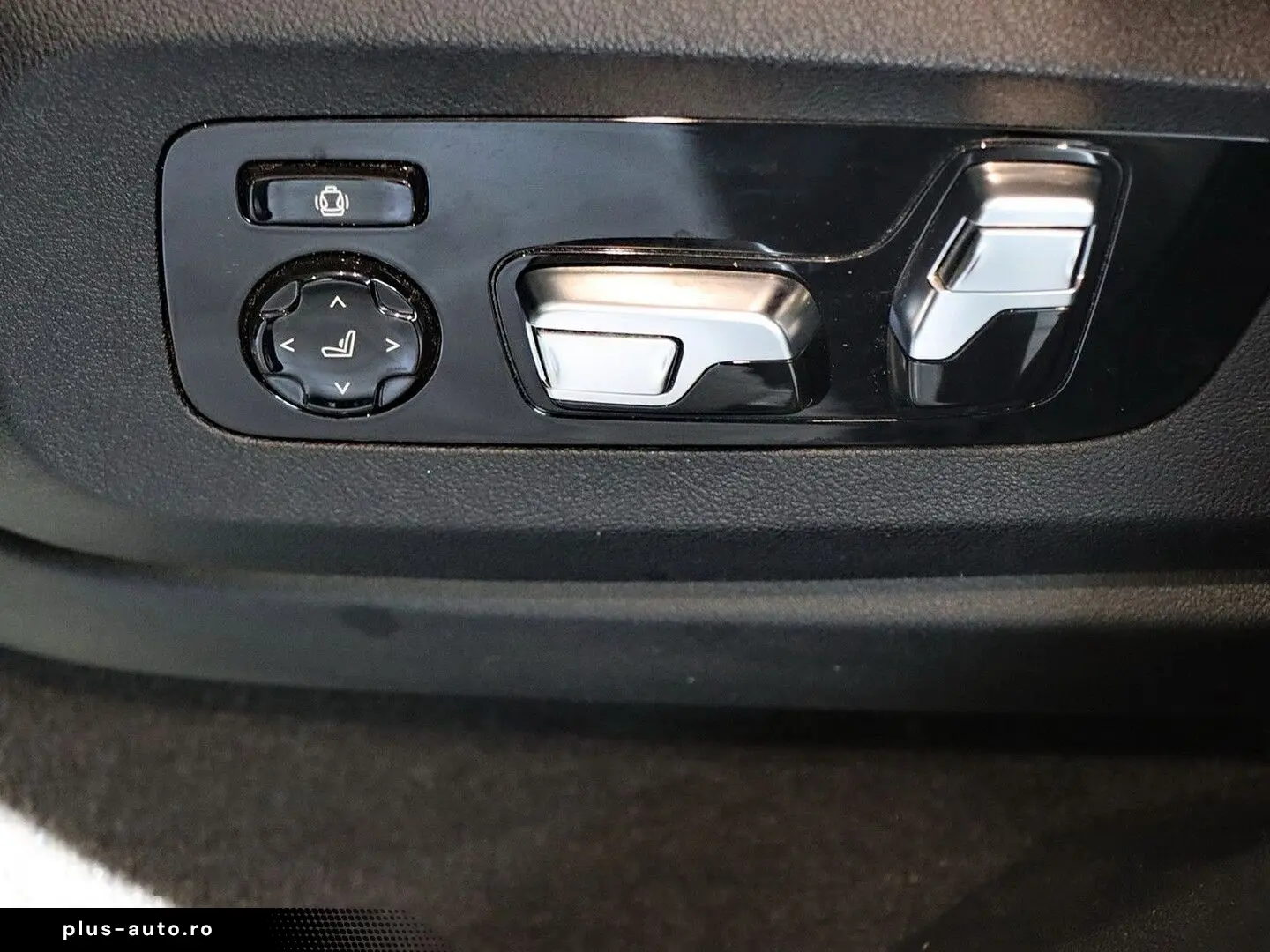 BMW X6 xDrive40d M Sport AHK Panno Head-UP - 22  LM