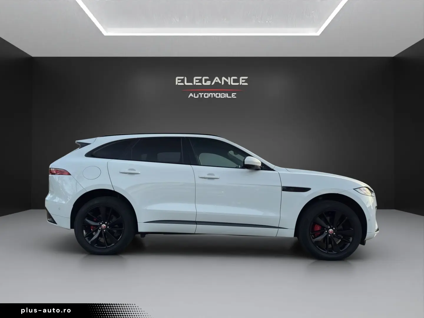 JAGUAR F-Pace R-Dynamic SE AWD Black Pack Panorama ACC