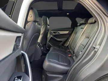 JAGUAR F-Pace R-Dynamic SE AWD Black Pack Panorama ACC