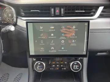 JAGUAR F-Pace R-Dynamic SE AWD Black Pack Panorama ACC