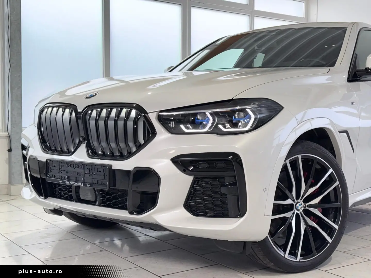 BMW X6 40d xDrive-M Sport Sky AHK 360 HUD B&W Iconic