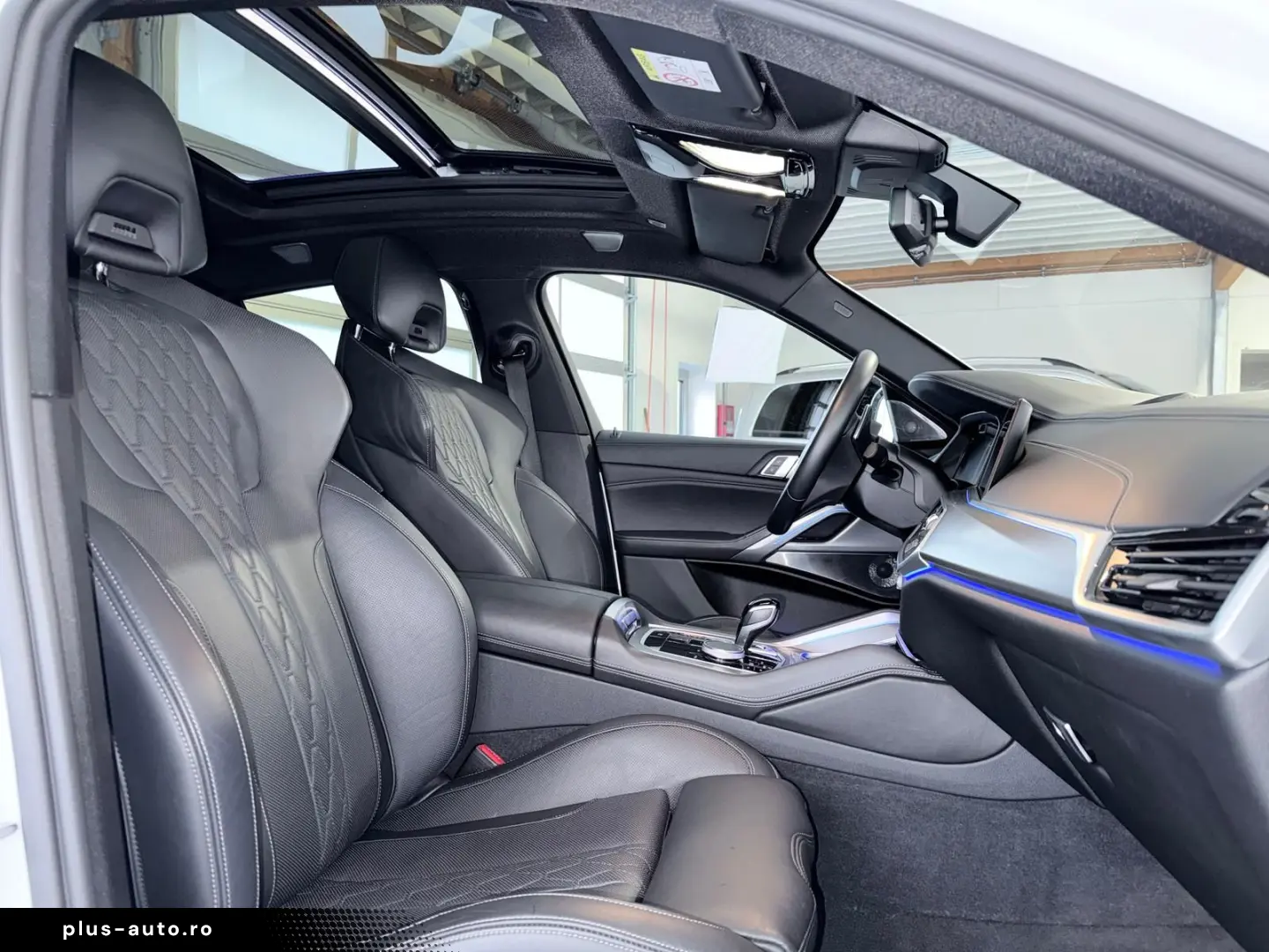 BMW X6 40d xDrive-M Sport Sky AHK 360 HUD B&W Iconic