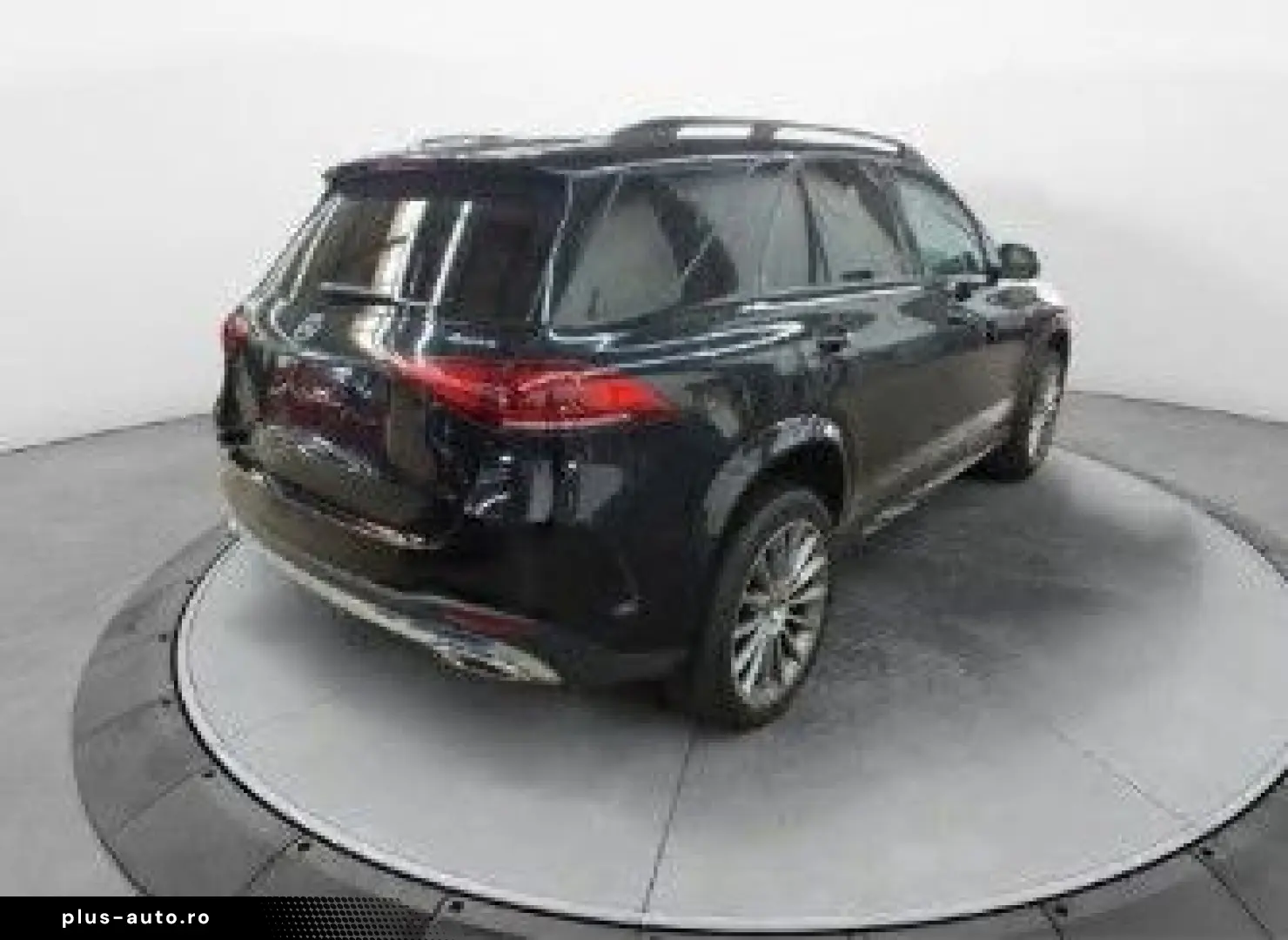 MERCEDES-BENZ GLE 400d 4M AMG Pano AIrM Burm 360