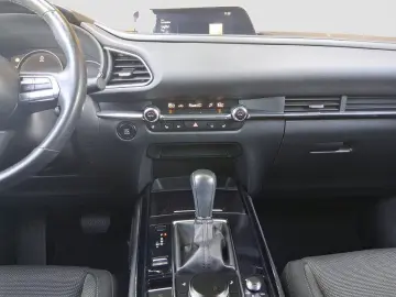 MAZDA CX-30 SELECTION LED NAV KAM TEMP ISOFIX HUD