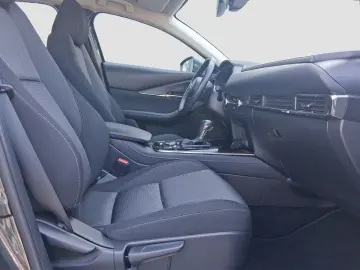 MAZDA CX-30 SELECTION LED NAV KAM TEMP ISOFIX HUD