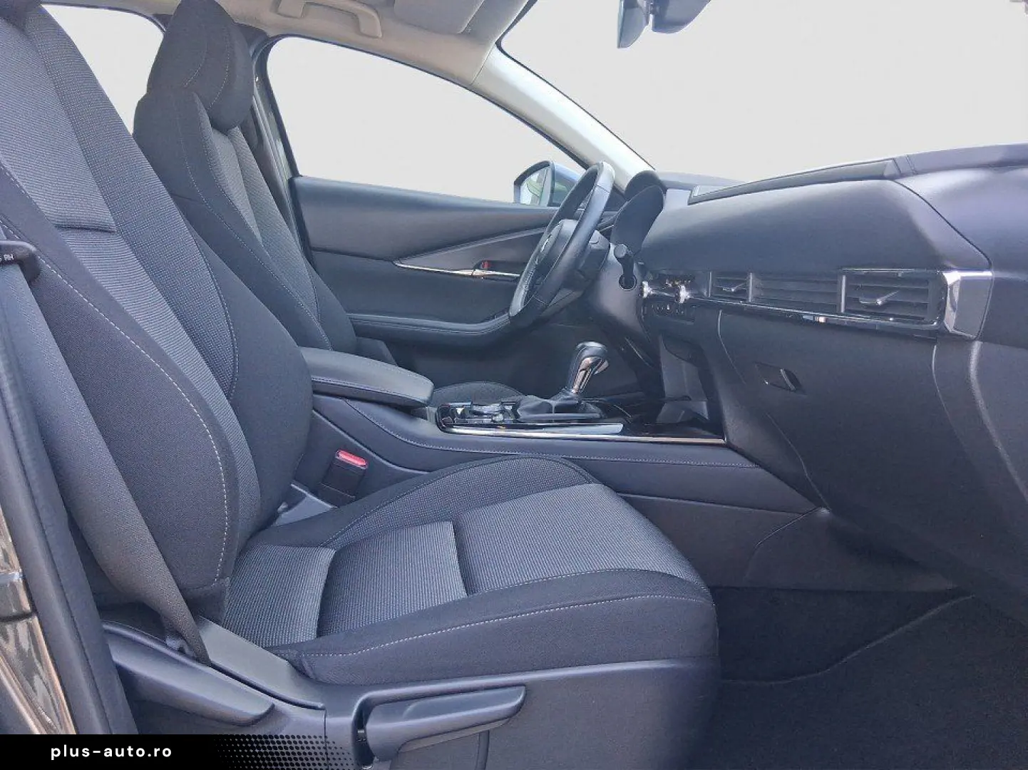 MAZDA CX-30 SELECTION LED NAV KAM TEMP ISOFIX HUD