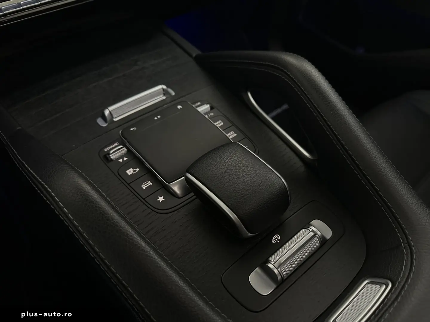 MERCEDES-BENZ GLE 400 d AMG  PANO LUFT 360  HUD AHK BURM 22