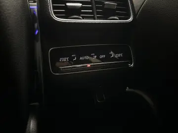 MERCEDES-BENZ GLE 400 d AMG  PANO LUFT 360  HUD AHK BURM 22