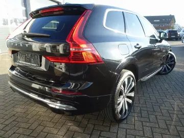 VOLVO XC60 Ultimate B5 AWD Bright 360  FourC AHK StndH
