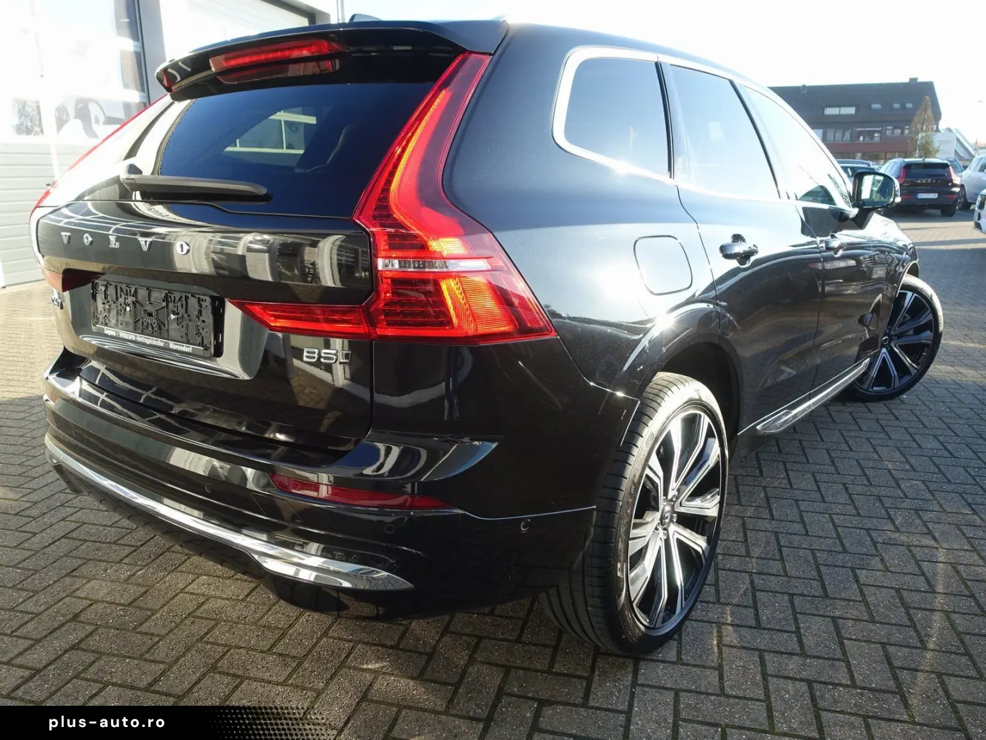 VOLVO XC60 Ultimate B5 AWD Bright 360  FourC AHK StndH
