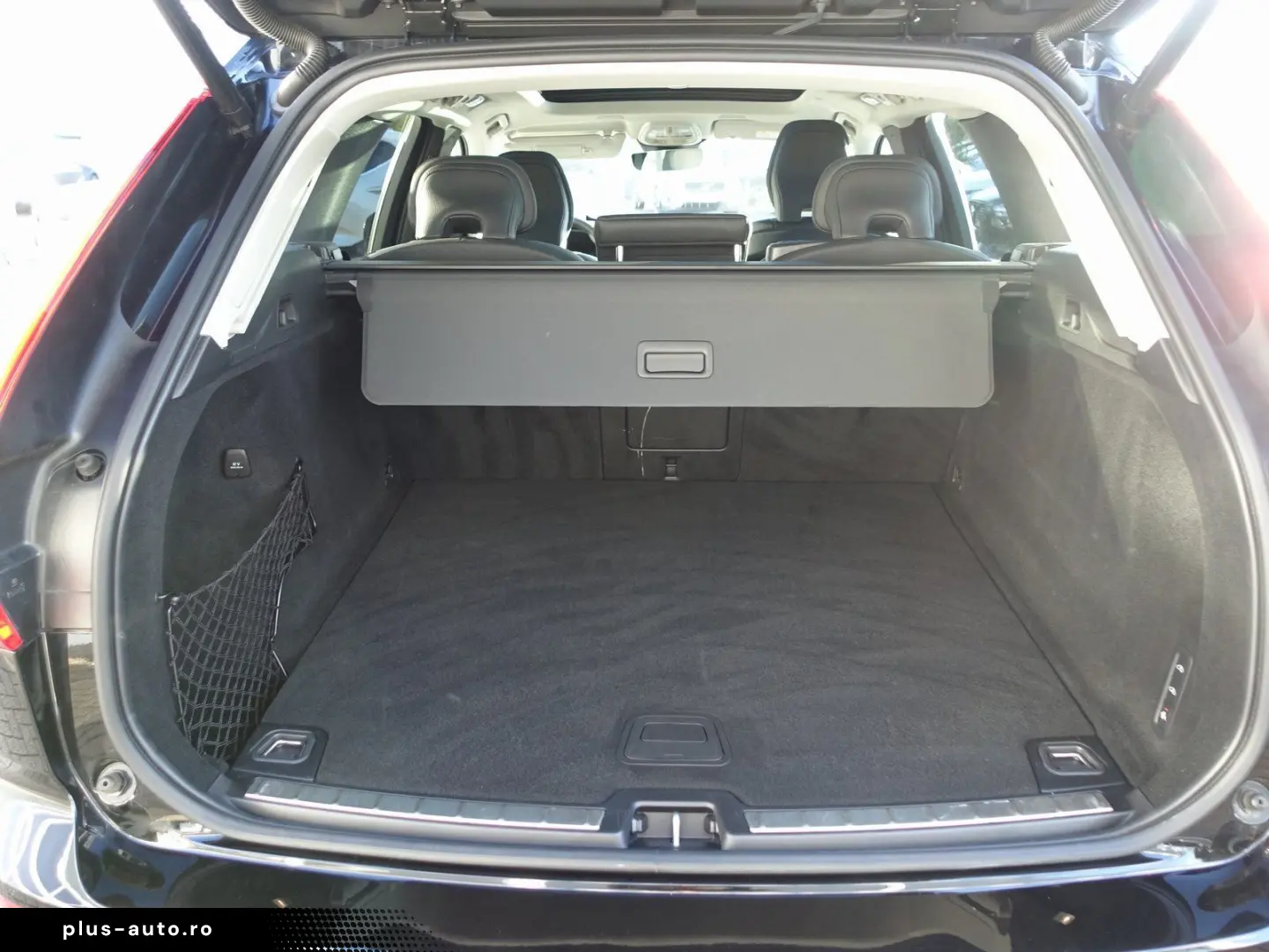 VOLVO XC60 Ultimate B5 AWD Bright 360  FourC AHK StndH